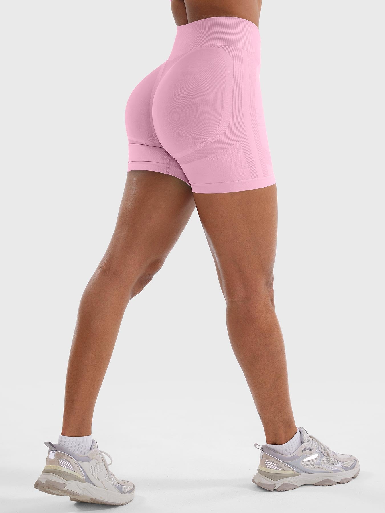 Yeoreo Lilliean SoftHue™ 4.5" Seamless Shorts